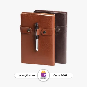 سررسید اروپایی چرم روزانه دکمه دار همراه خودکار