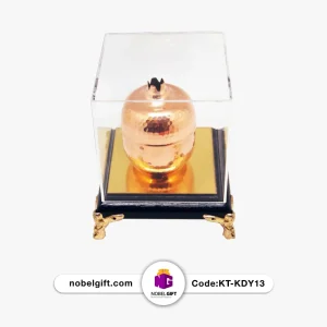 ظرف مسی همراه با جعبه شفاف