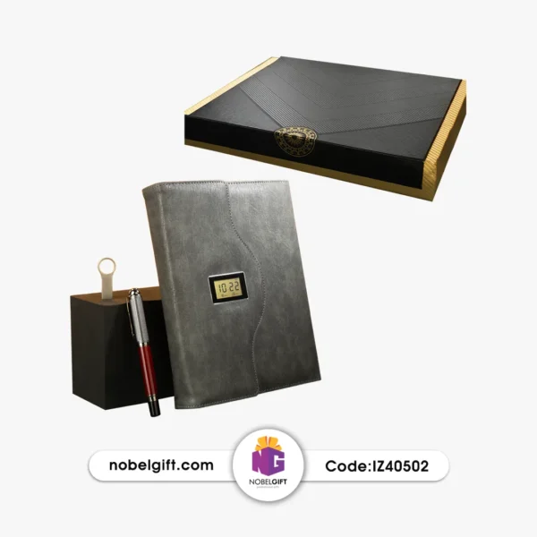 ارگانایزر 1404 ساعت دار تبلیغاتی IZ40502