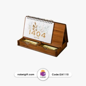 تقویم رومیزی 1404 چوبی دو یادداشت تبلیغاتی