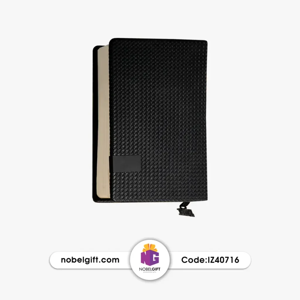 سررسید 1404 وزیری تبلیغاتی IZ40716