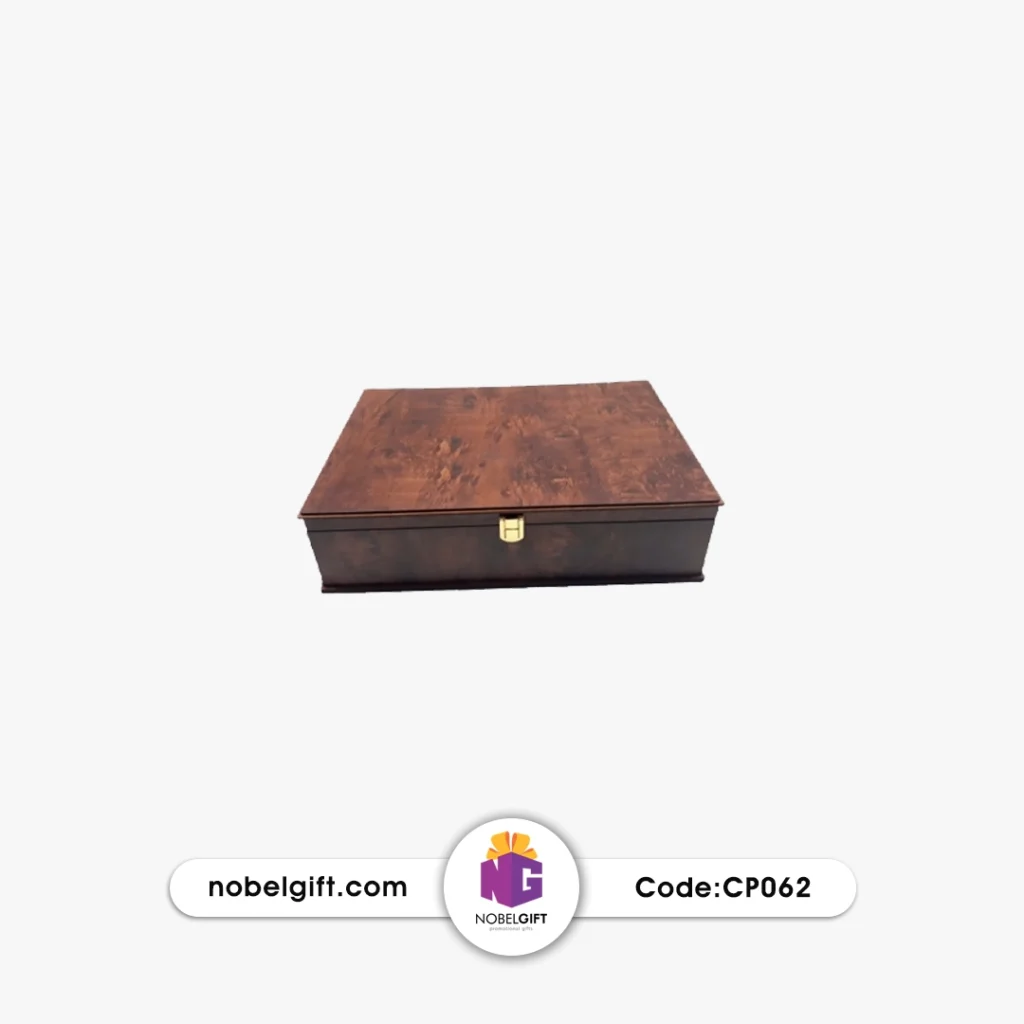 جعبه چوبی پذیرایی ۸ بخشی قفل‌دار CP062