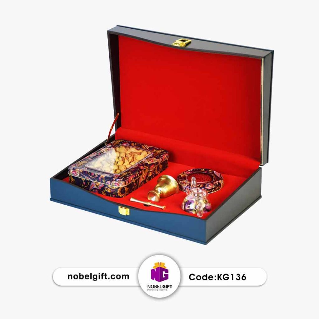 باکس هدیه لوکس زعفران و پسته کد KG136