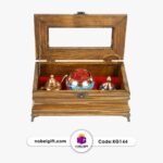 جعبه چوبی هدیه حاوی زعفران و قندان کد KG144